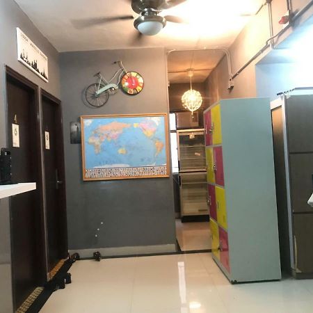 Cool Budget Hostel Hong Kong Exterior photo
